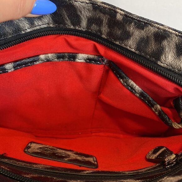 Carlos Santana cheetah print metal chain strap shoulder bag - Picture 6 of 10